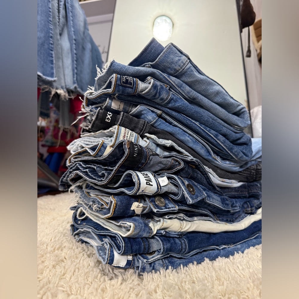 Women’s Jeans by GAP, PAIGE, Abercrombie & Fitch, Levi’s, Pilcro, Pistola & more